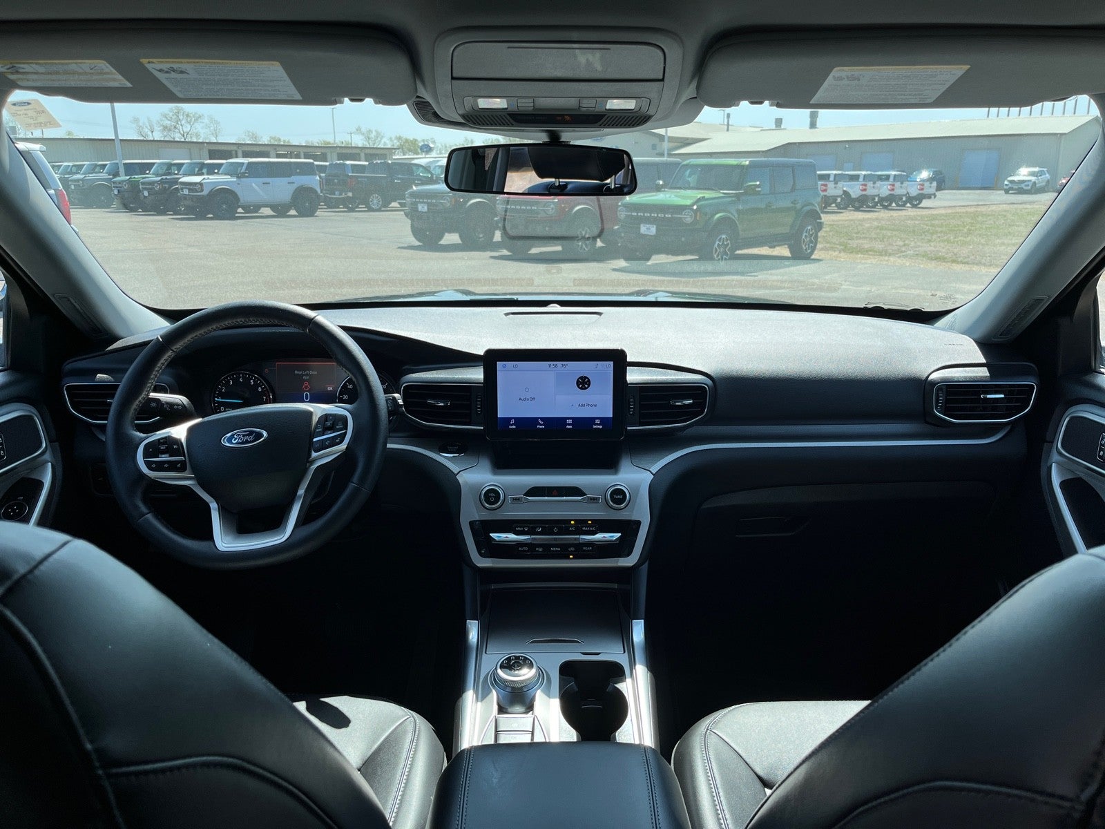 2023 Ford Explorer XLT 4WD