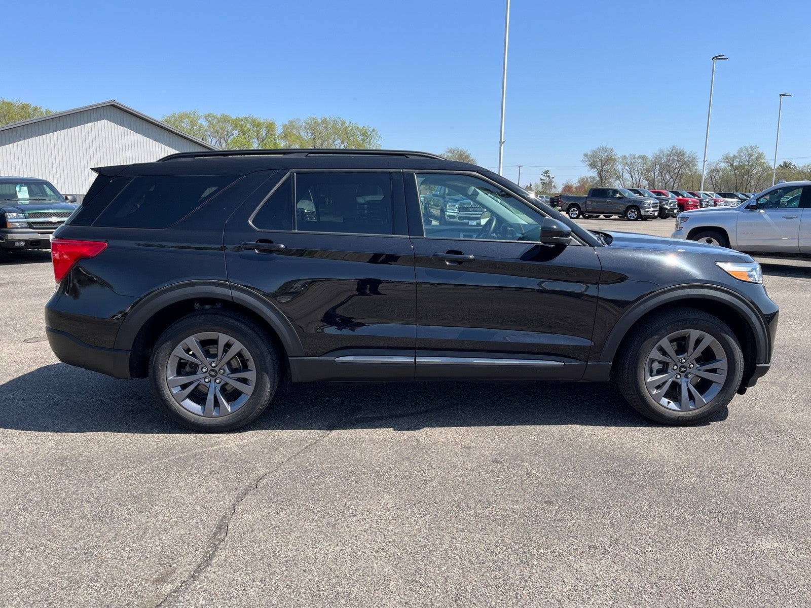 2023 Ford Explorer XLT 4WD