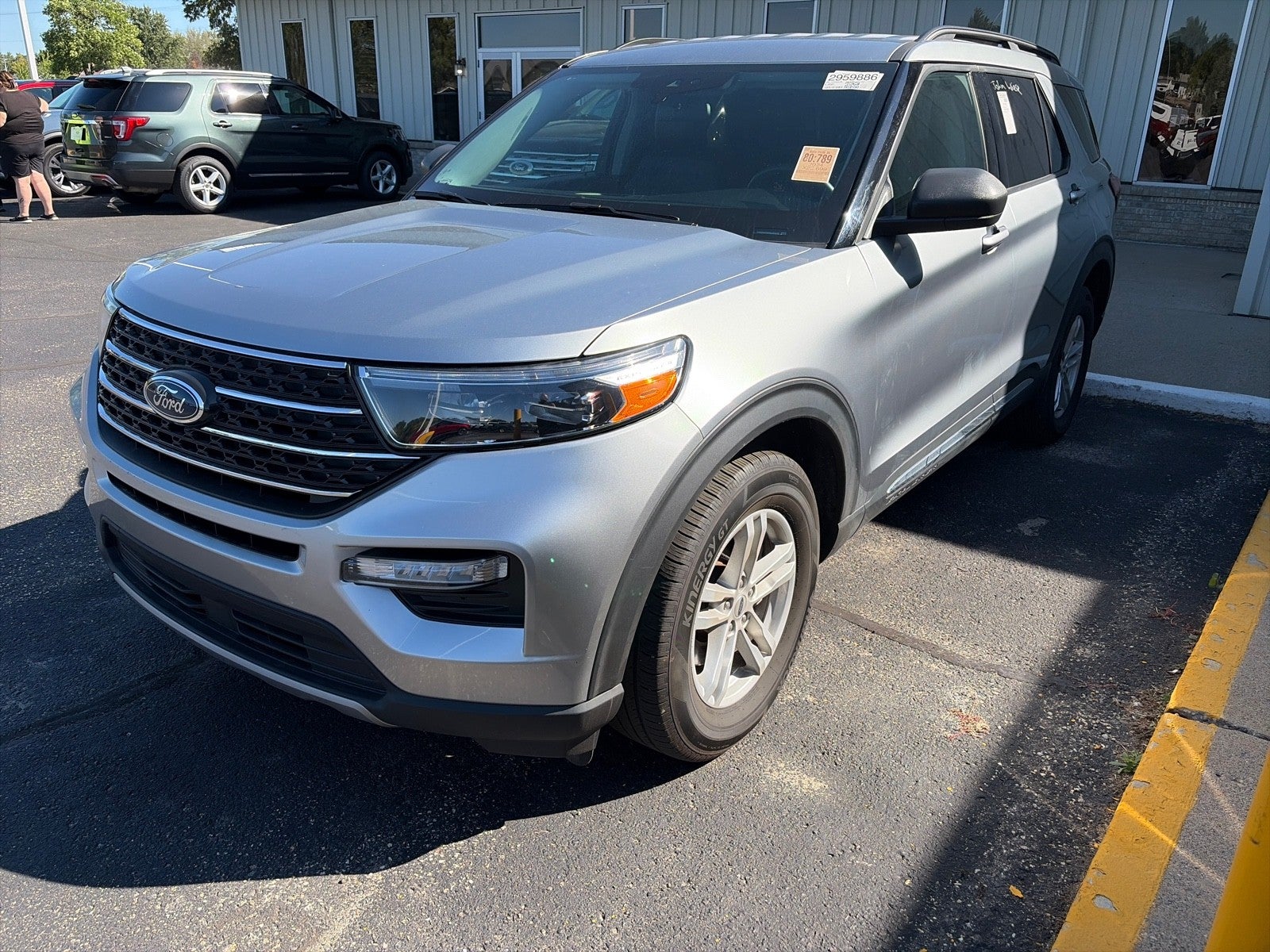 2024 Ford Explorer XLT 4X4