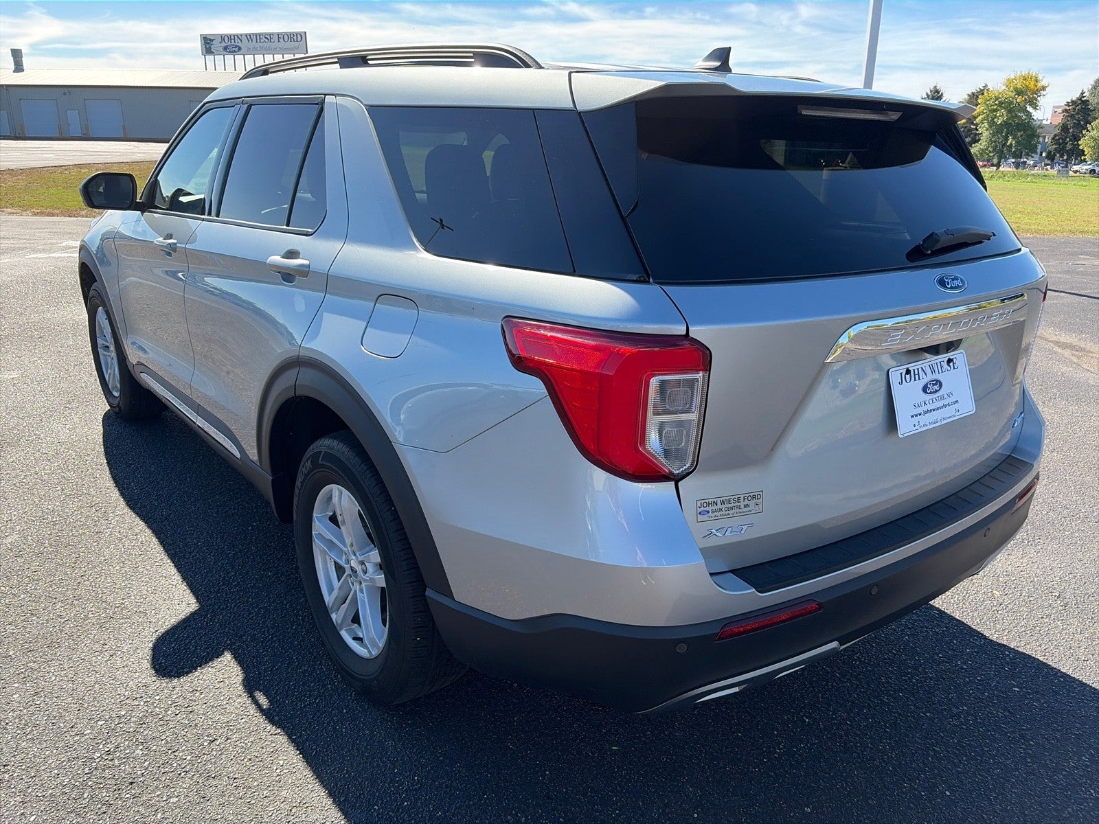 2024 Ford Explorer XLT 4X4