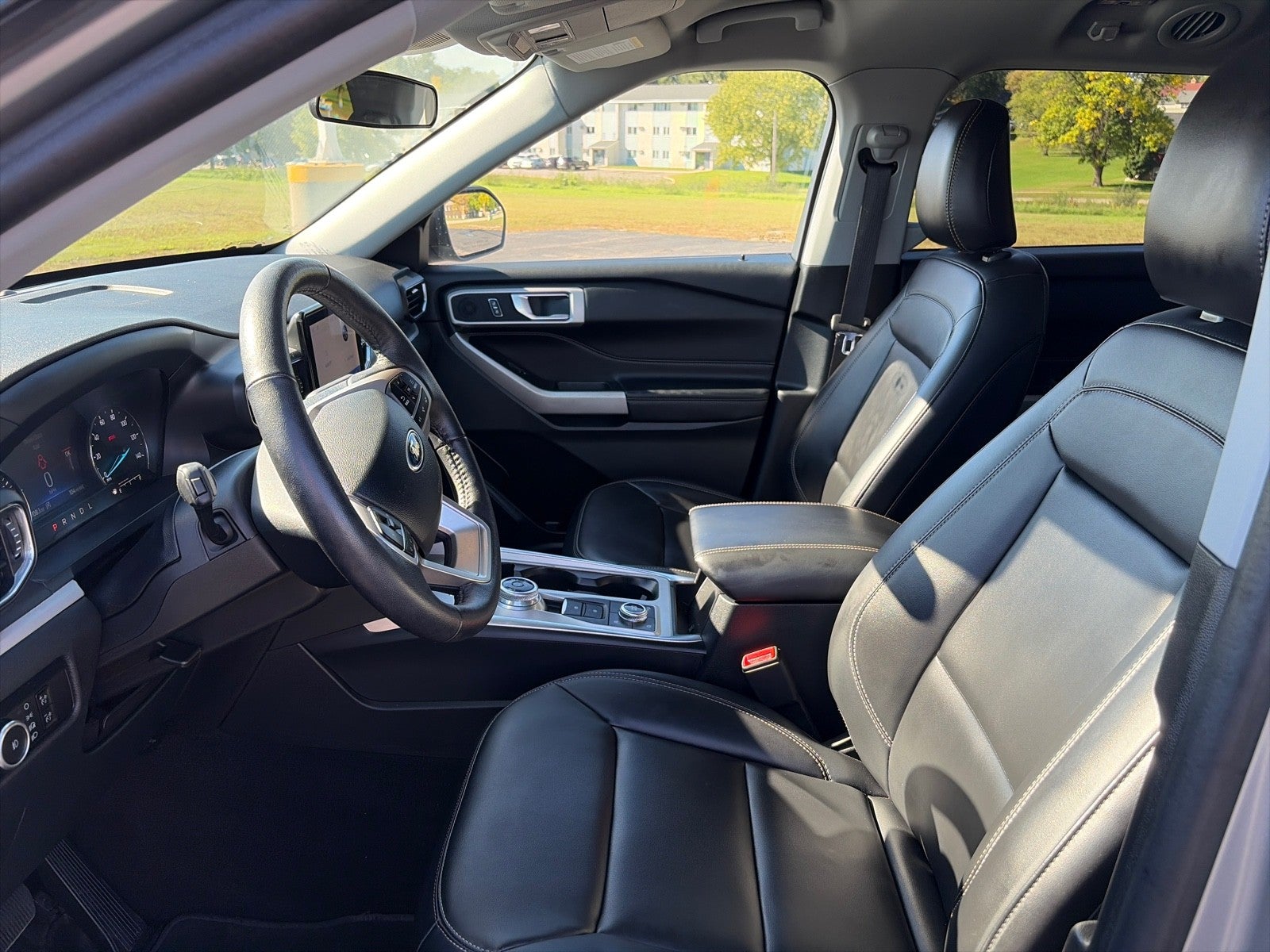 2024 Ford Explorer XLT 4X4