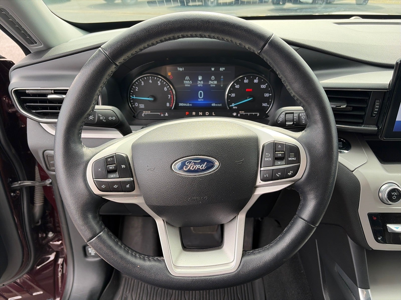 2023 Ford Explorer XLT 4X4