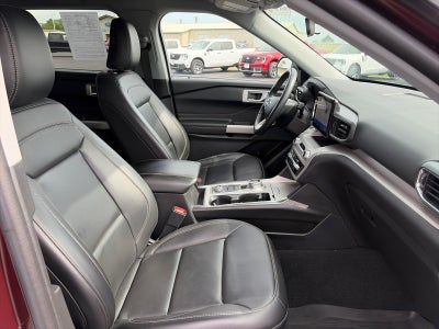 2023 Ford Explorer XLT 4X4