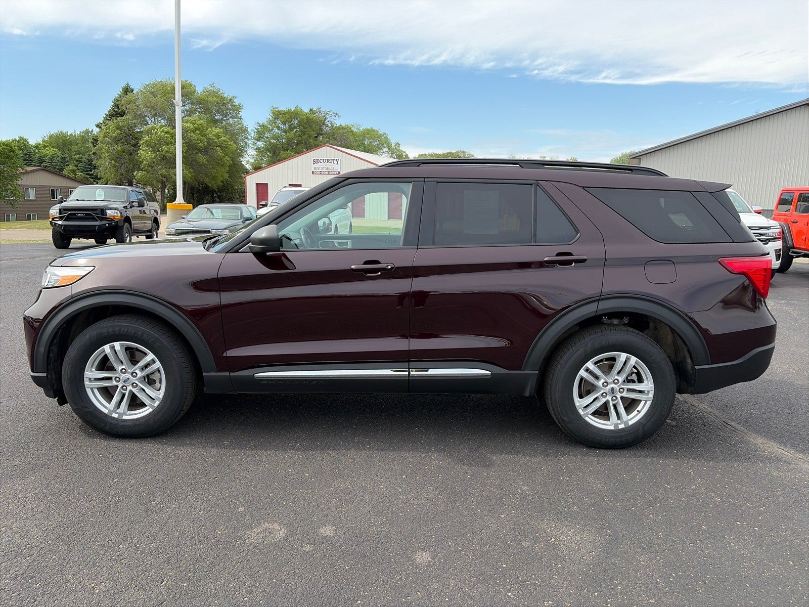 2023 Ford Explorer XLT 4X4