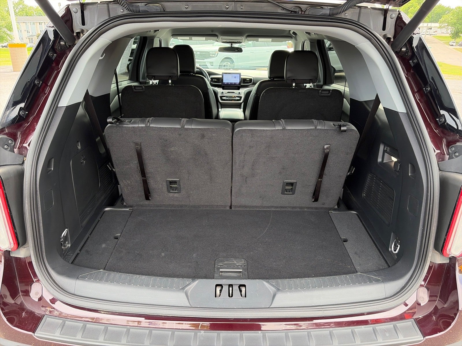 2023 Ford Explorer XLT 4X4