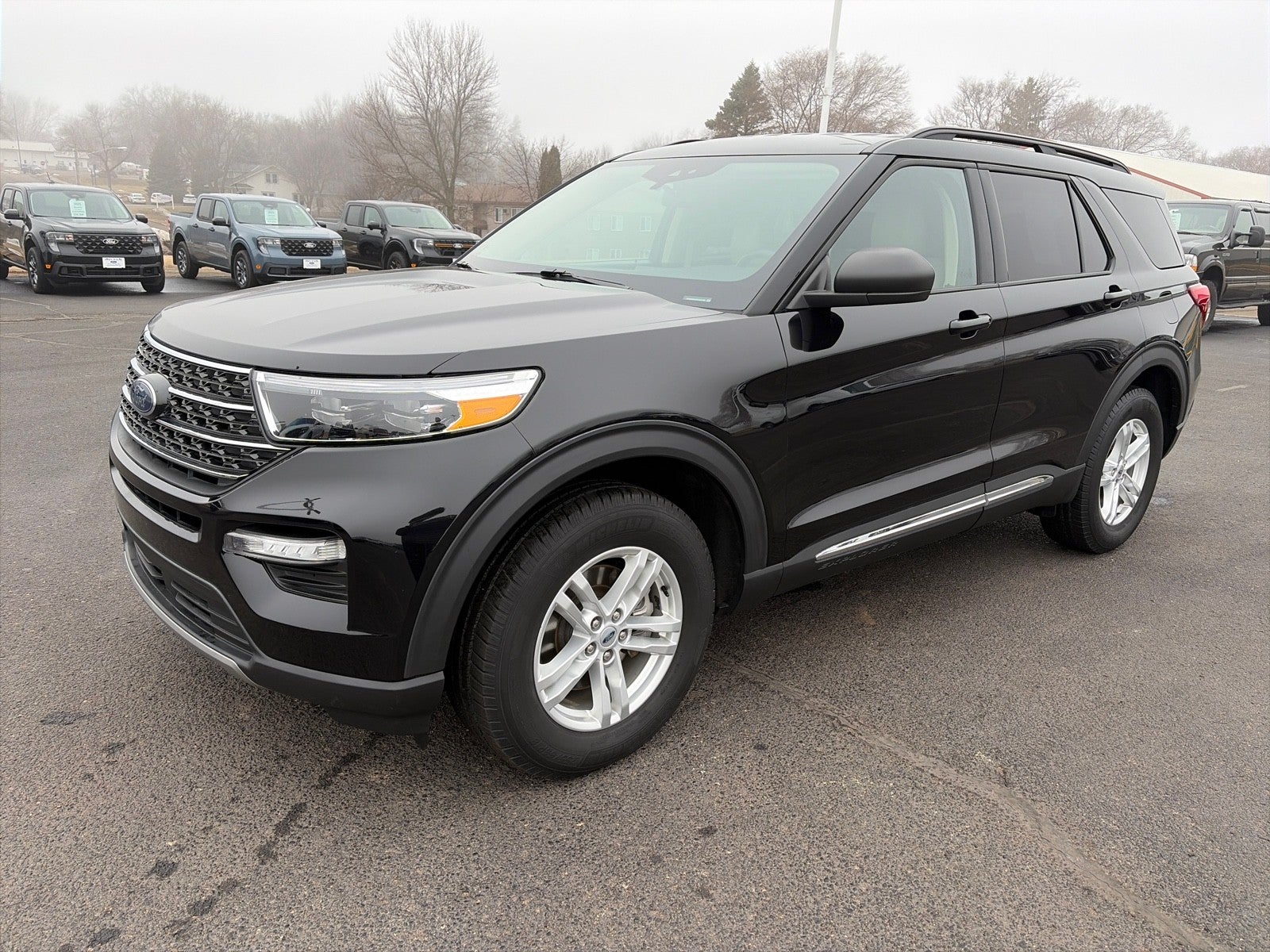 2023 Ford Explorer XLT 4X4