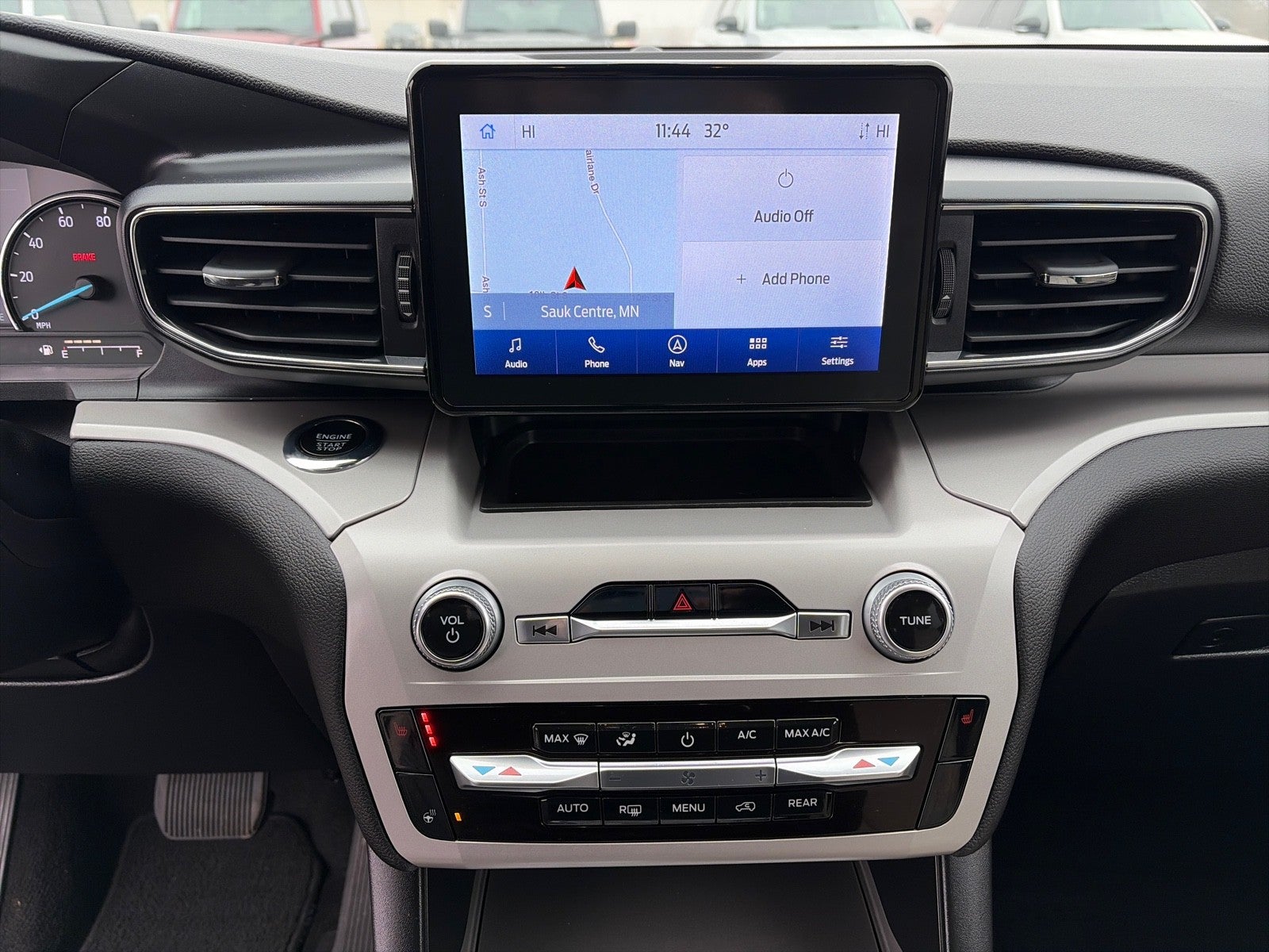 2023 Ford Explorer XLT 4X4