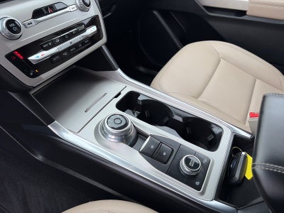 2023 Ford Explorer XLT 4X4