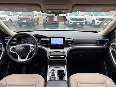 2023 Ford Explorer XLT 4X4