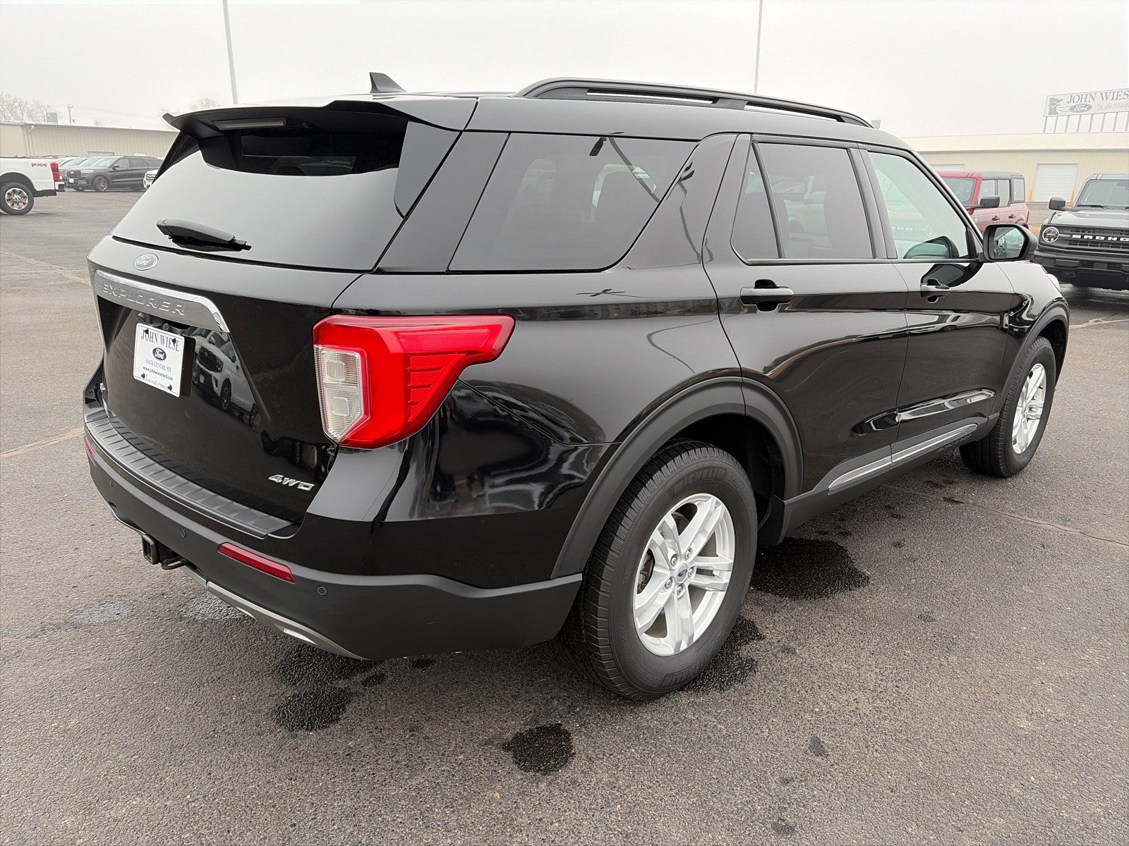 2023 Ford Explorer XLT 4X4