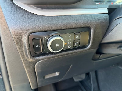 2024 Ford Explorer XLT 4X4