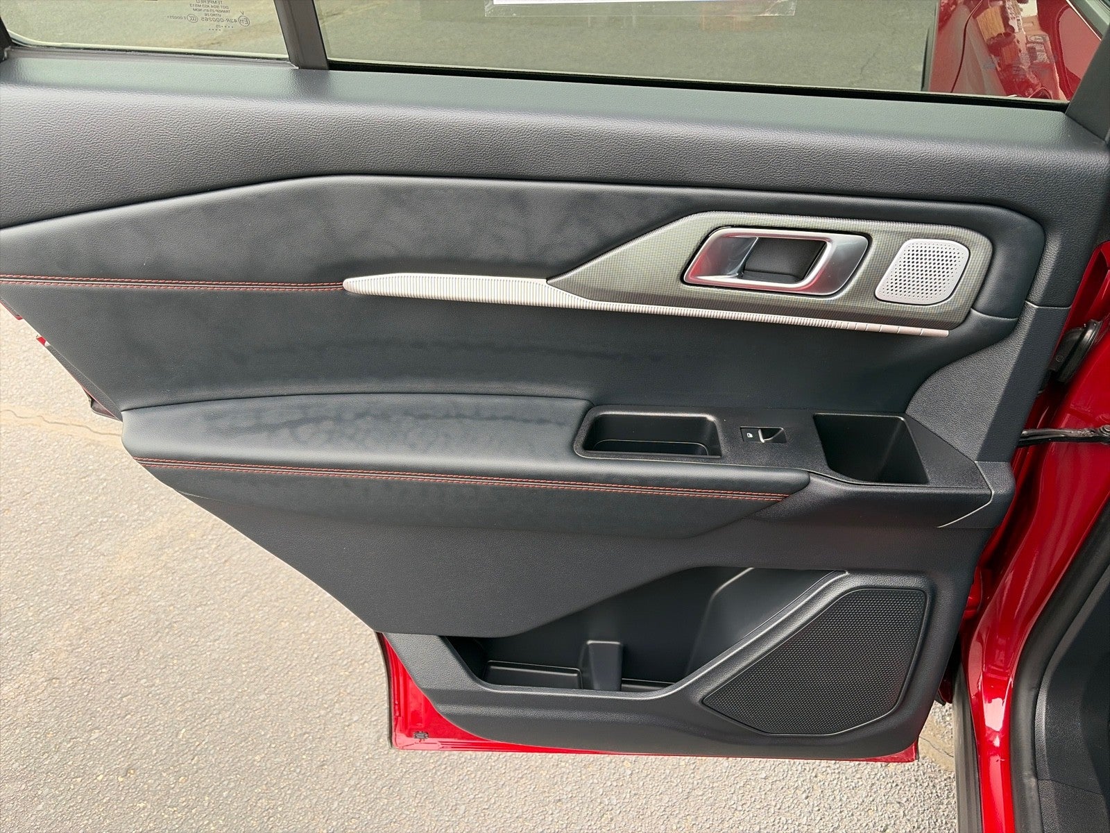 2025 Ford Explorer ST 4WD