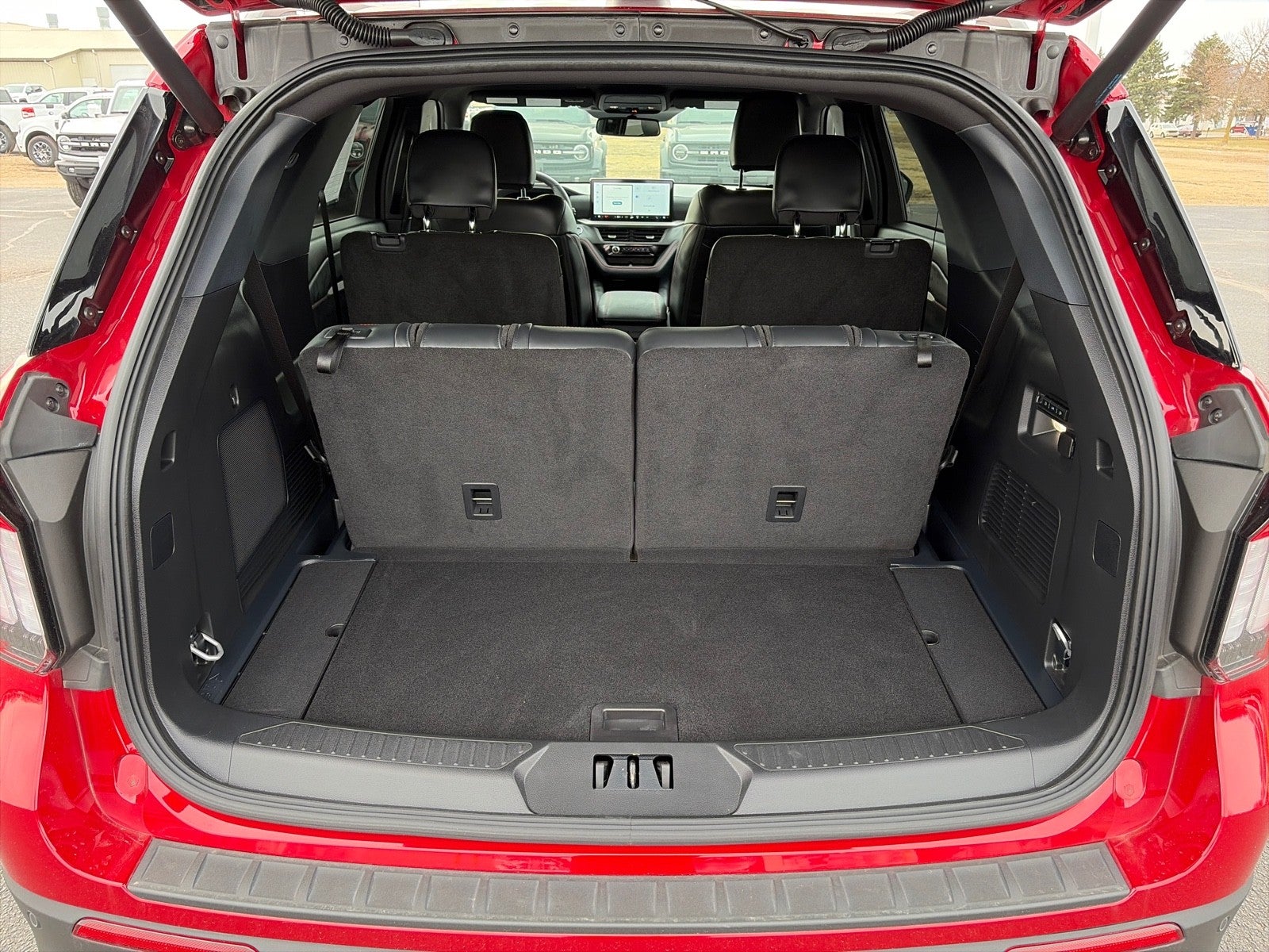 2025 Ford Explorer ST 4WD