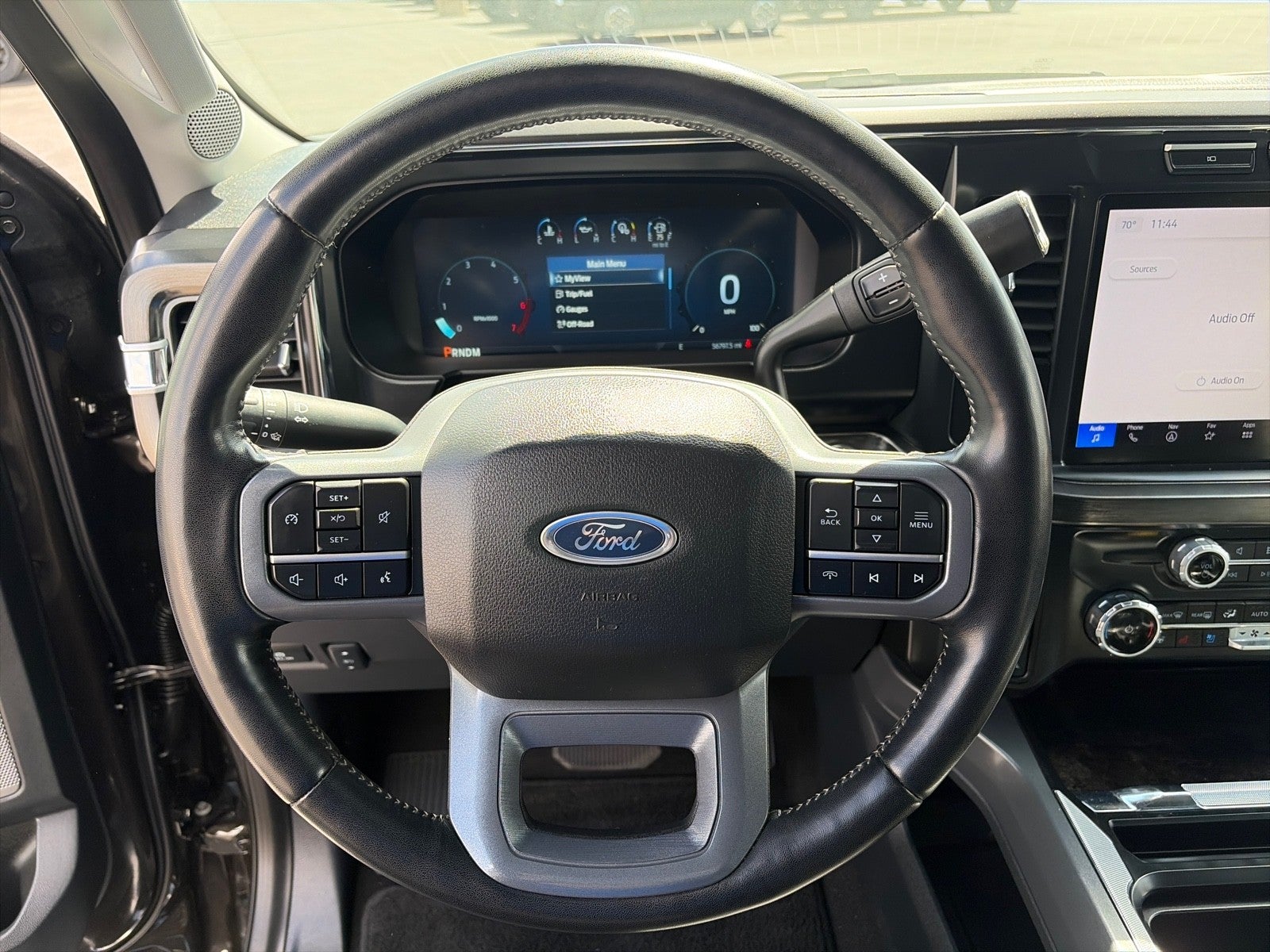 2024 Ford F-250 CREW CAB LARIAT 4X4
