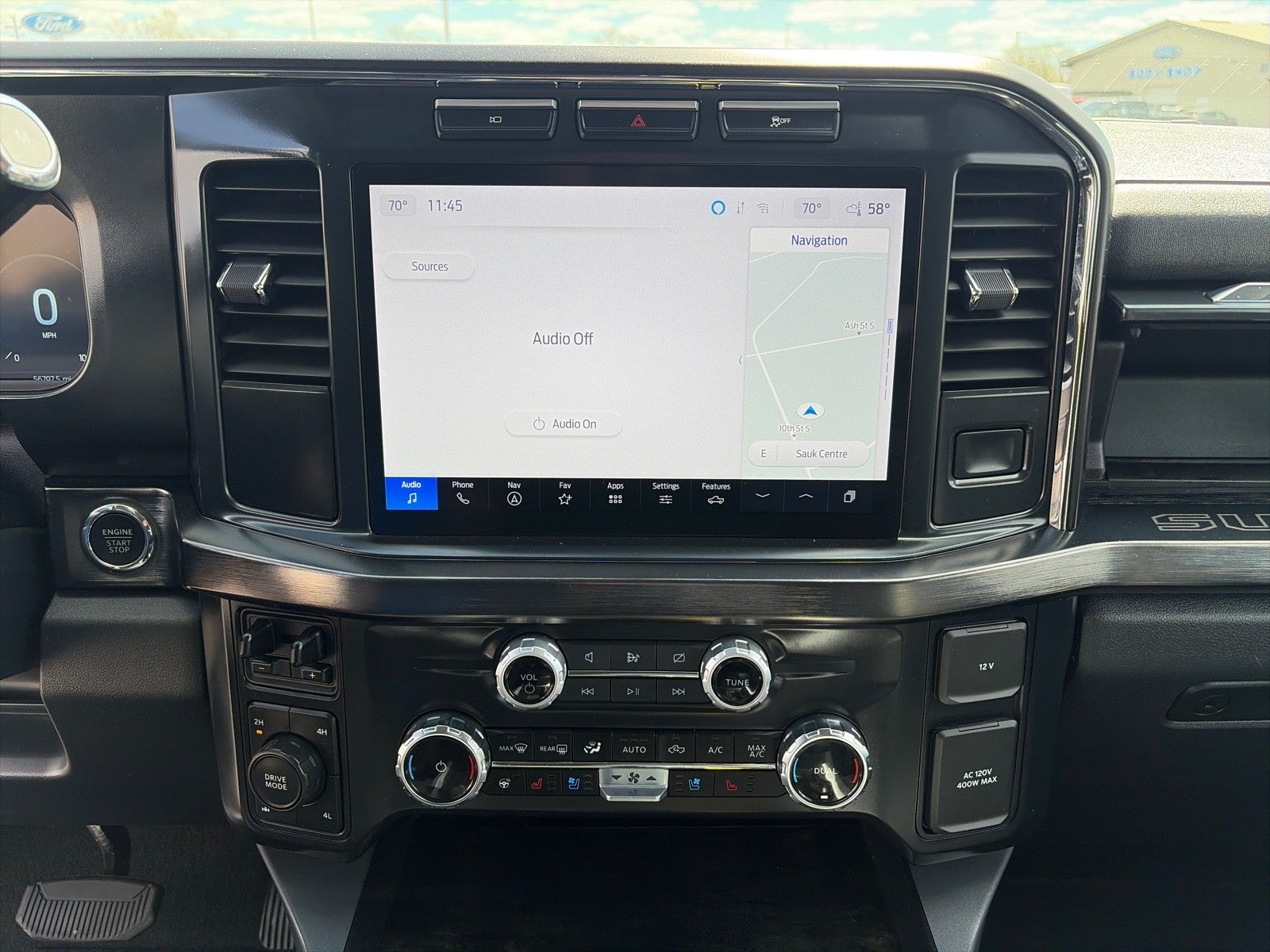 2024 Ford F-250 CREW CAB LARIAT 4X4