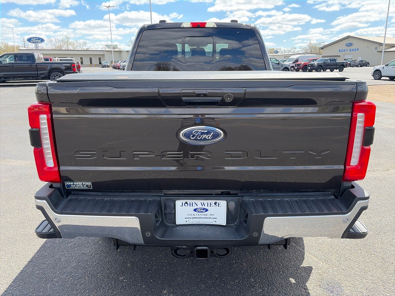 2024 Ford F-250 CREW CAB LARIAT 4X4