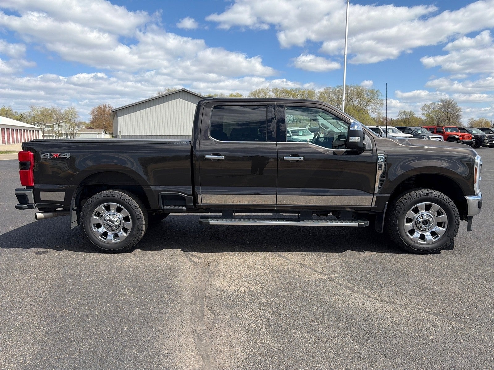 2024 Ford F-250 CREW CAB LARIAT 4X4