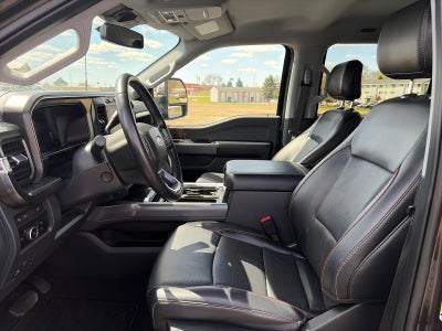 2024 Ford F-250 CREW CAB LARIAT 4X4
