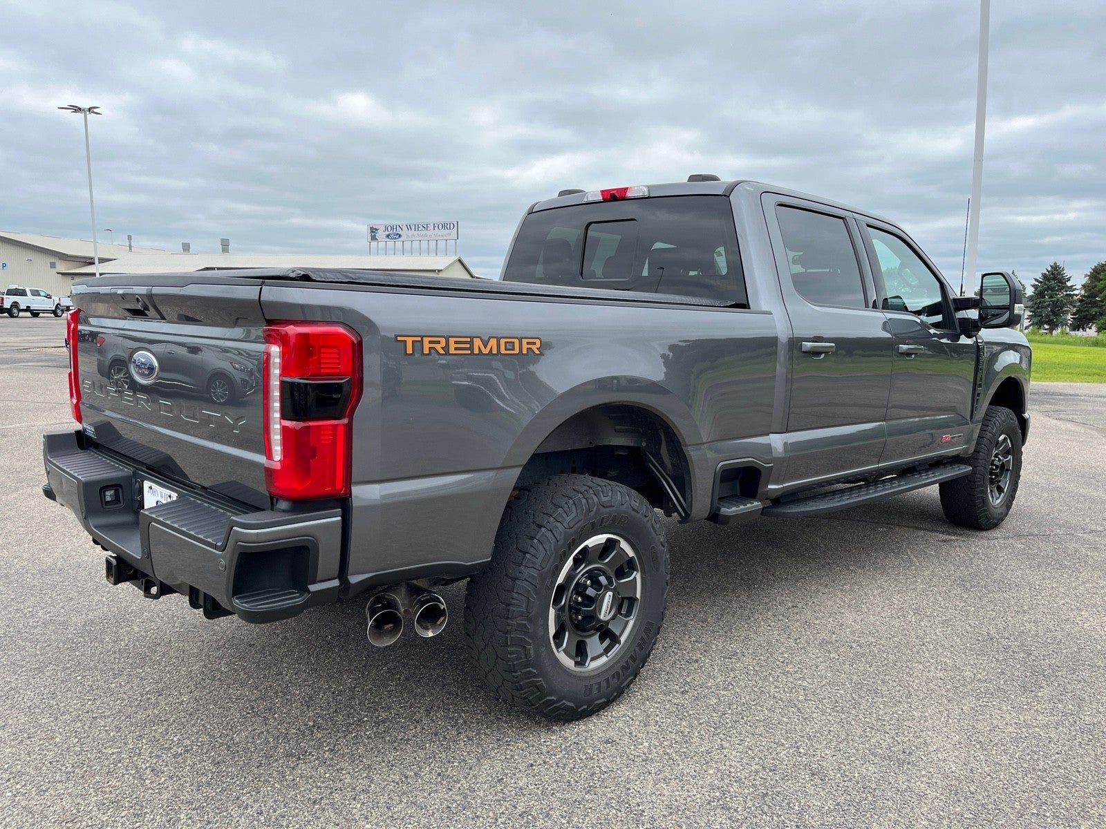 2023 Ford F-350 CREW CAB TREMOR 4X4