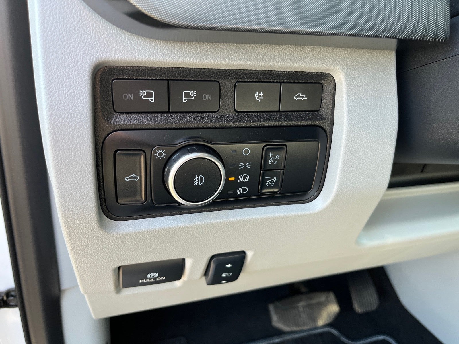 2024 Ford F-350 CREW CAB LIMITED 4X4