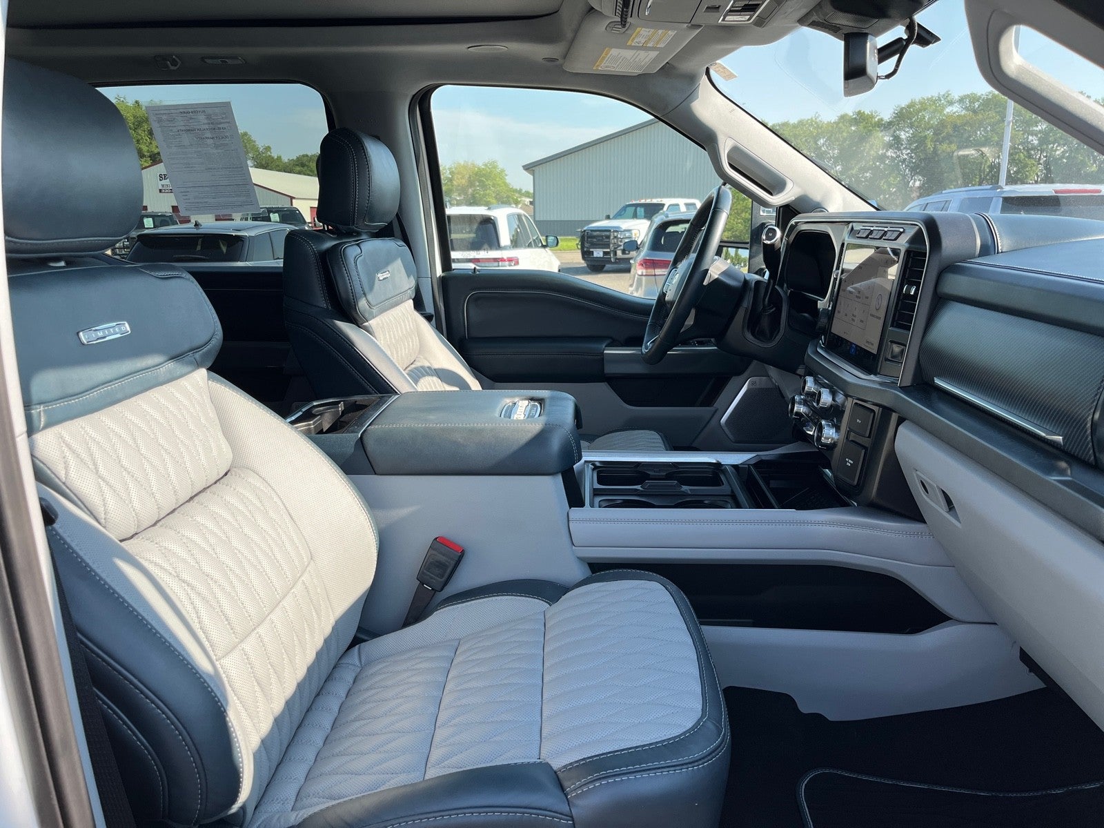 2024 Ford F-350 CREW CAB LIMITED 4X4