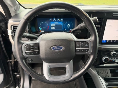 2024 Ford F-350 CREW CAB LARIAT 4X4