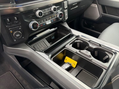 2024 Ford F-350 CREW CAB LARIAT 4X4