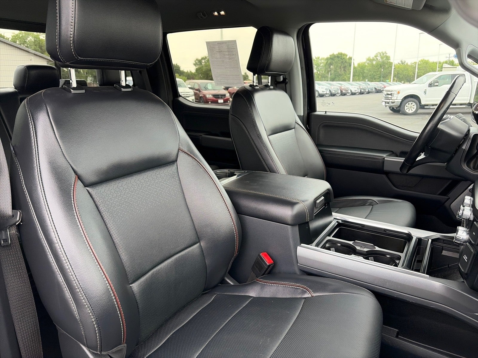 2024 Ford F-350 CREW CAB LARIAT 4X4