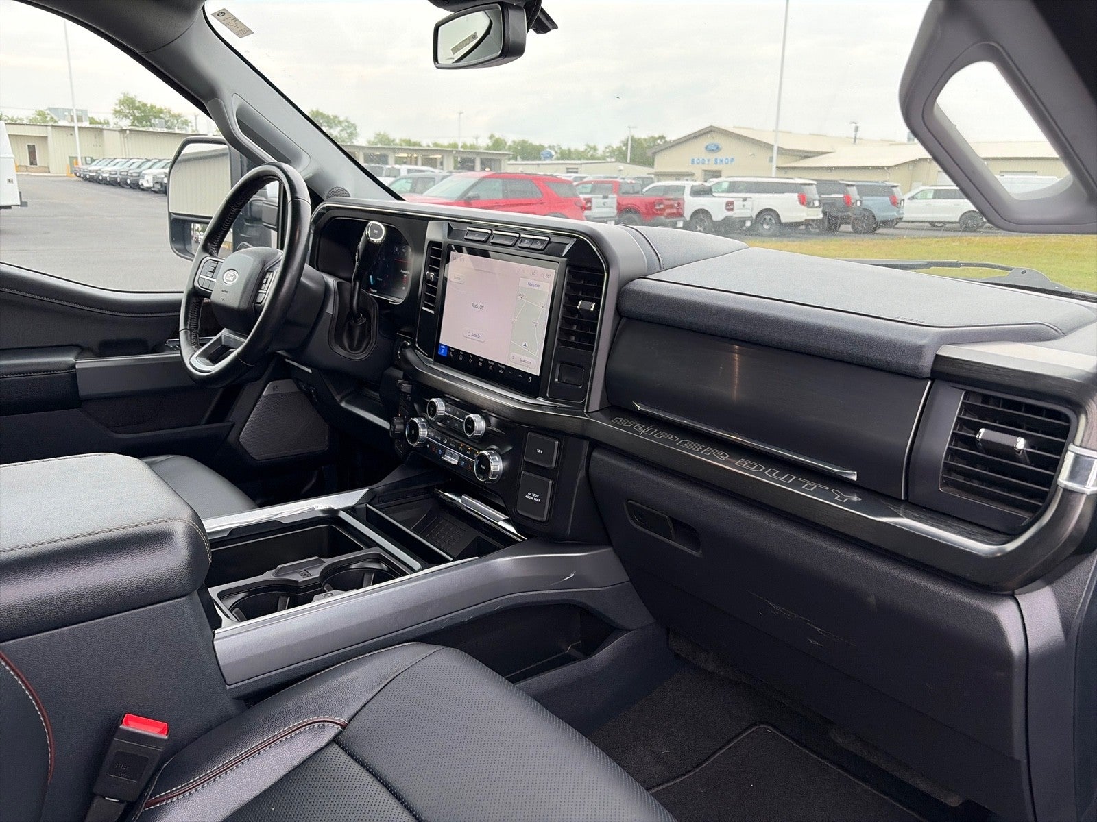 2024 Ford F-350 CREW CAB LARIAT 4X4