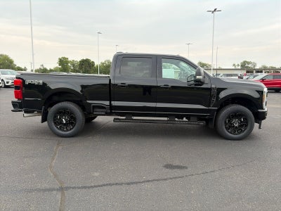 2024 Ford F-350 CREW CAB LARIAT 4X4