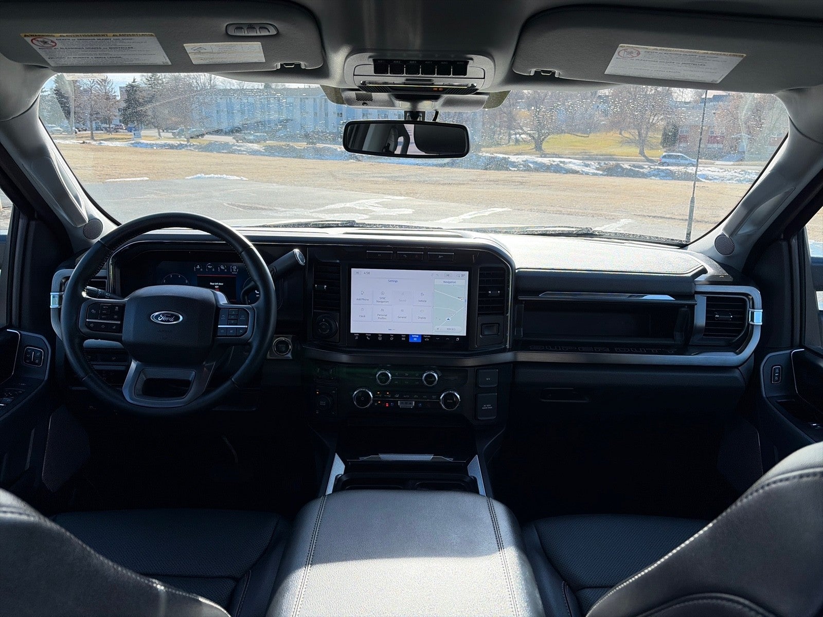 2023 Ford F-350 CREW CAB LARIAT 4X4