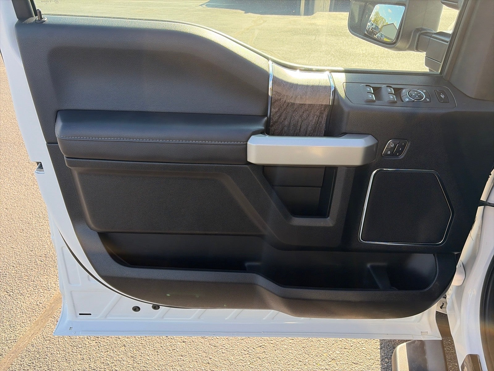 2019 Ford F-350 CREW CAB LARIAT 4X4