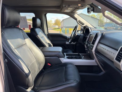 2019 Ford F-350 CREW CAB LARIAT 4X4
