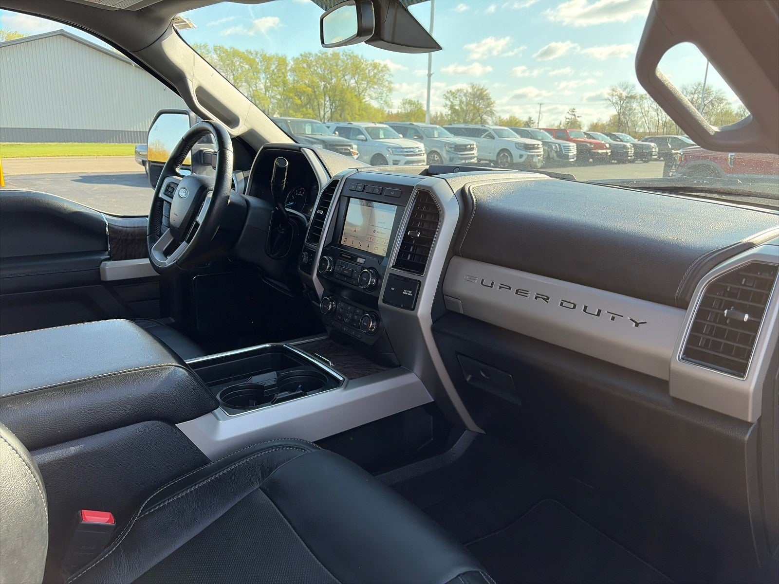 2019 Ford F-350 CREW CAB LARIAT 4X4