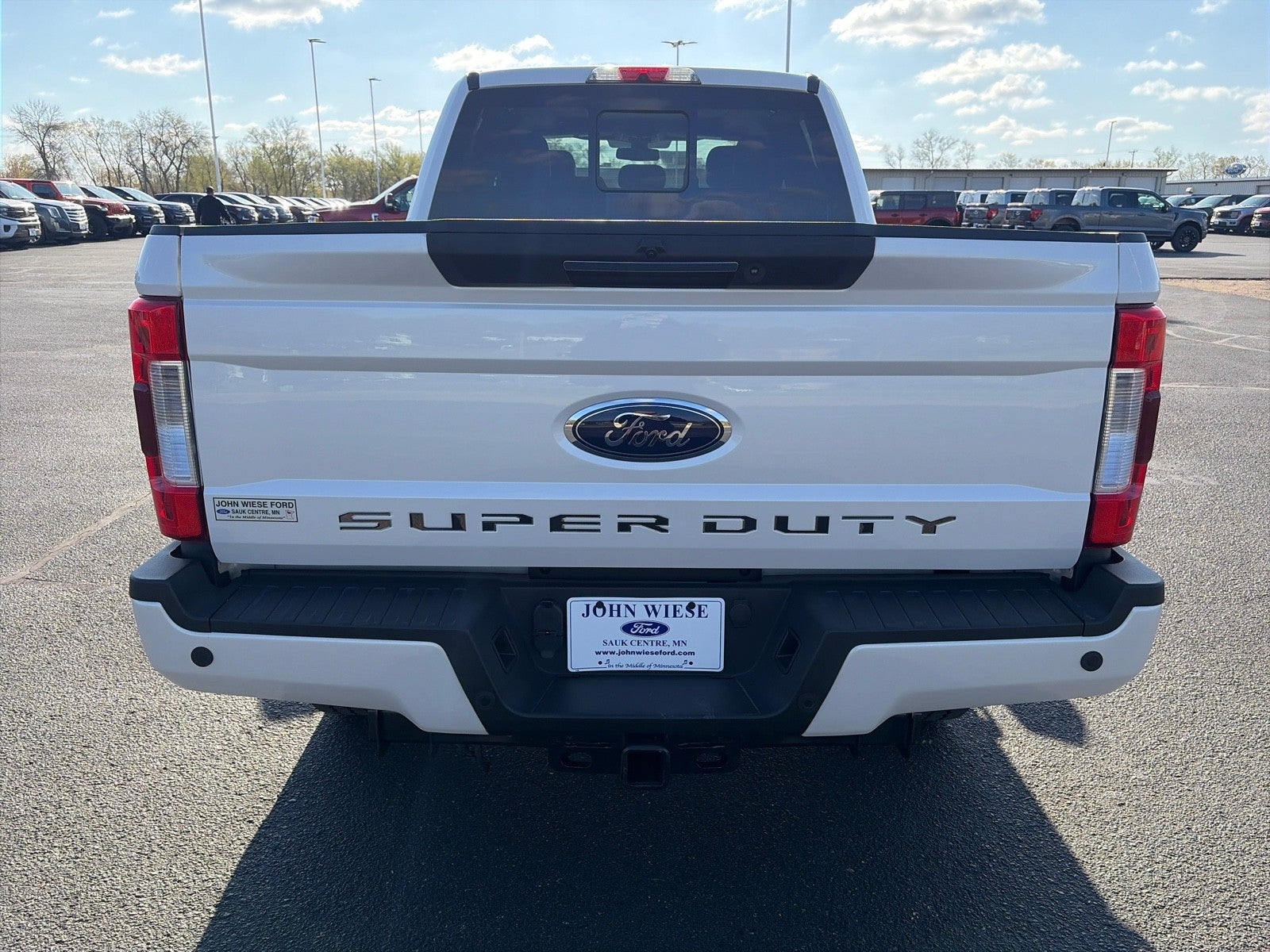 2019 Ford F-350 CREW CAB LARIAT 4X4