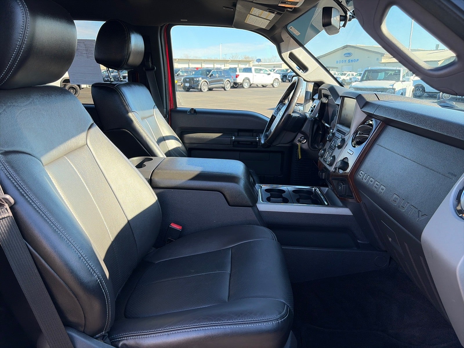 2016 Ford F-350 CREW CAB LARIAT