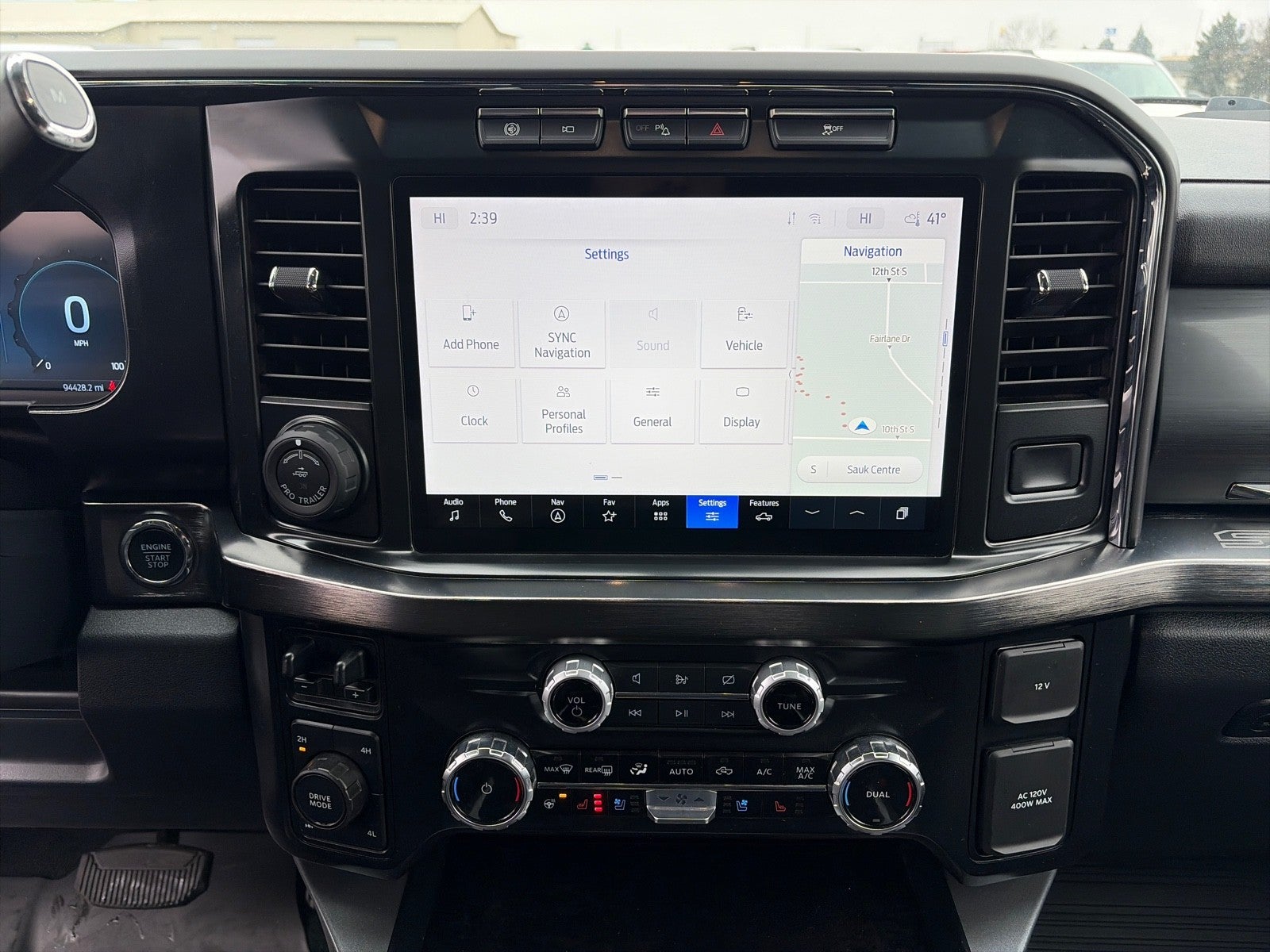 2023 Ford F-350 CREW CAB LARIAT 4X4