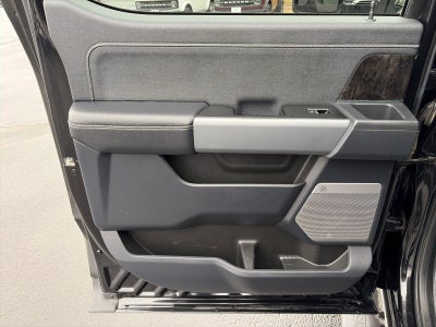 2023 Ford F-350 CREW CAB LARIAT 4X4