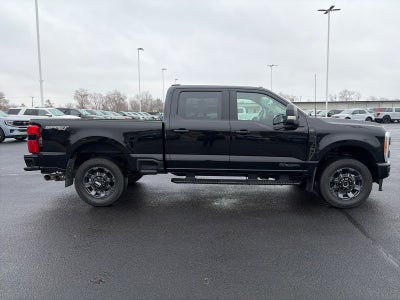2023 Ford F-350 CREW CAB LARIAT 4X4
