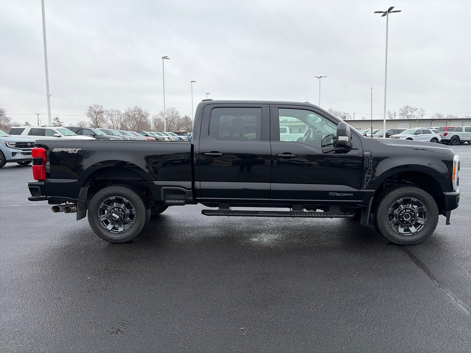 2023 Ford F-350 CREW CAB LARIAT 4X4