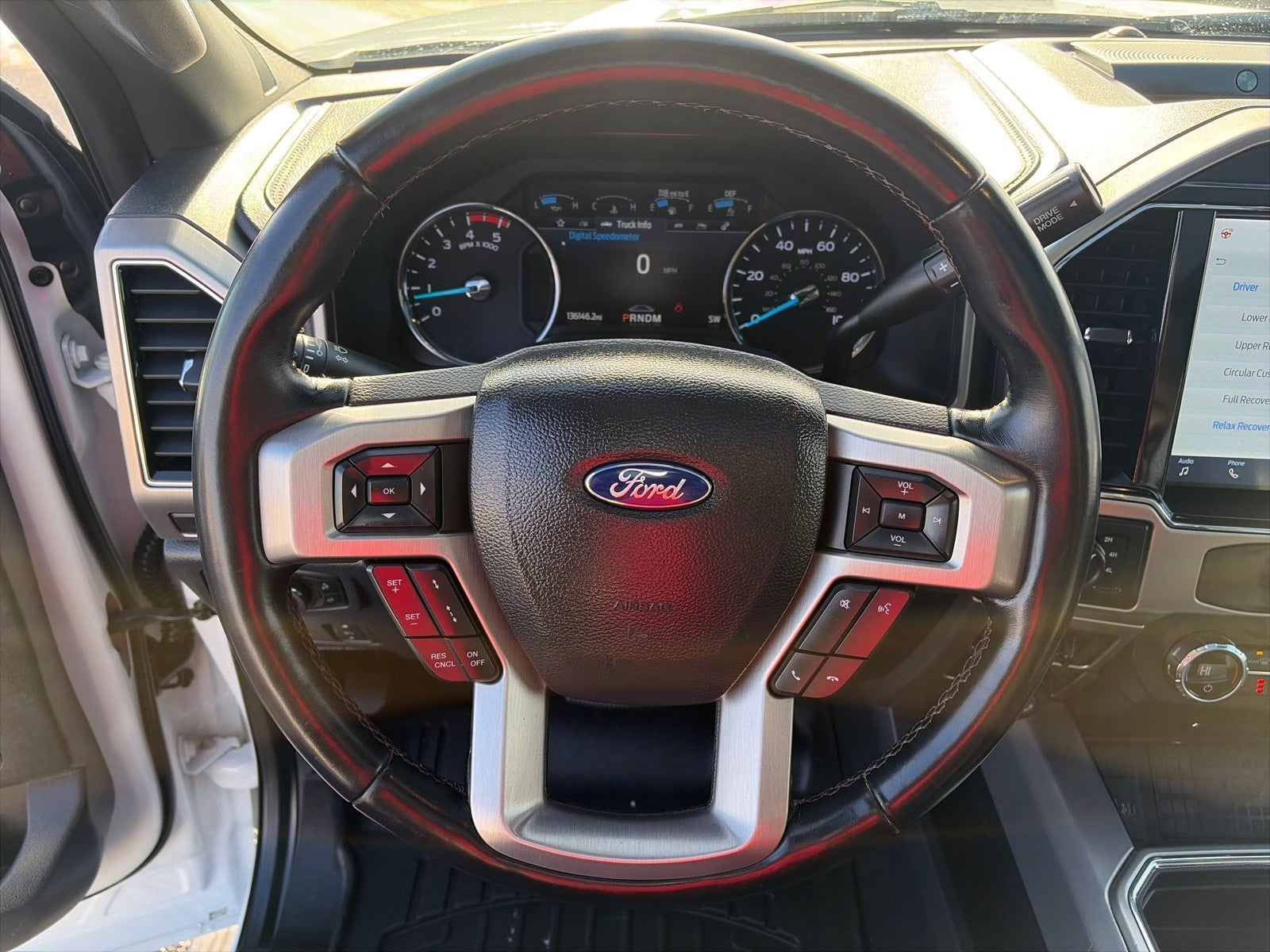 2022 Ford F-350 CREW CAB PLATINUM