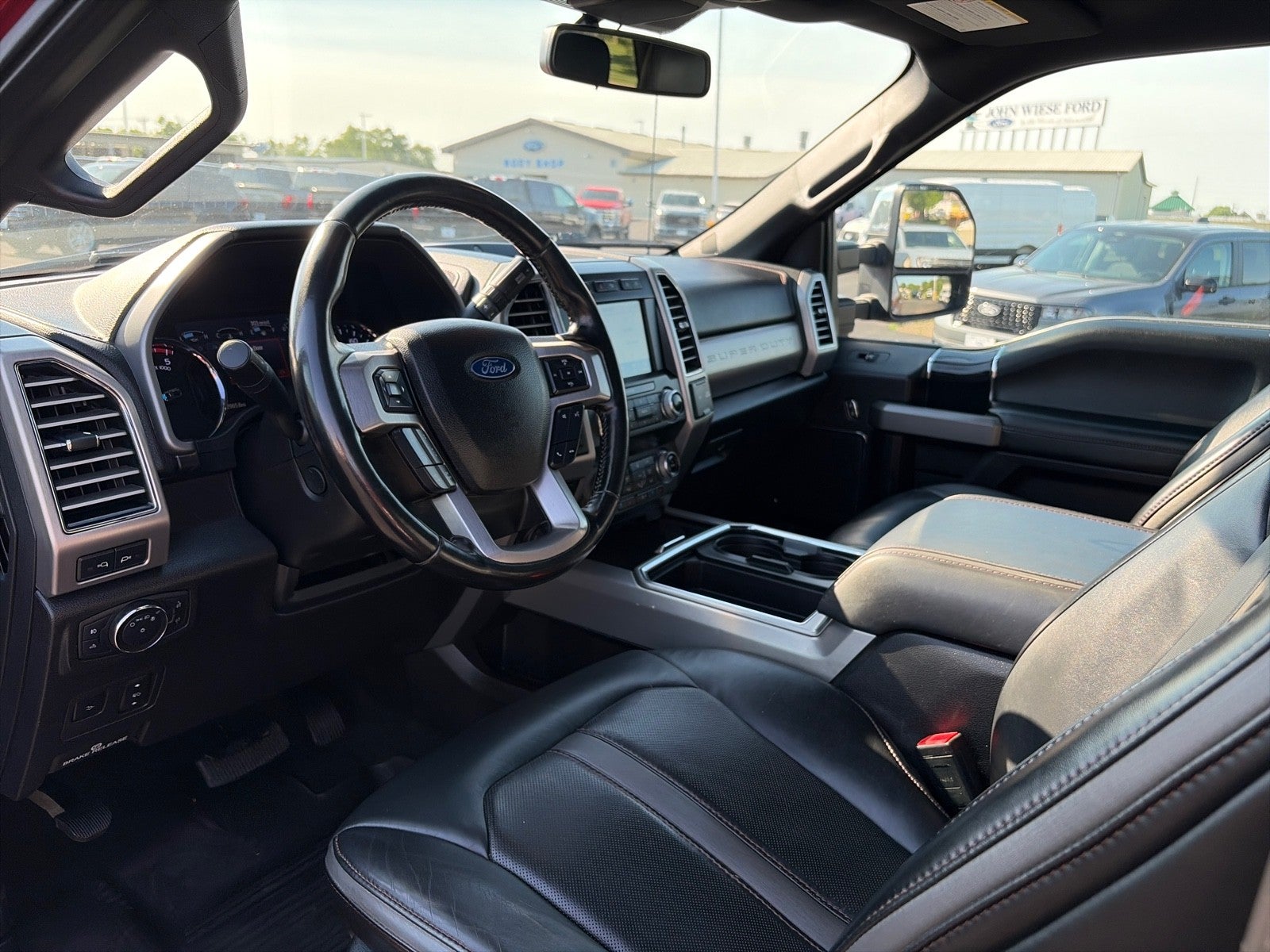 2021 Ford F-350 CREW CAB PLATINUM