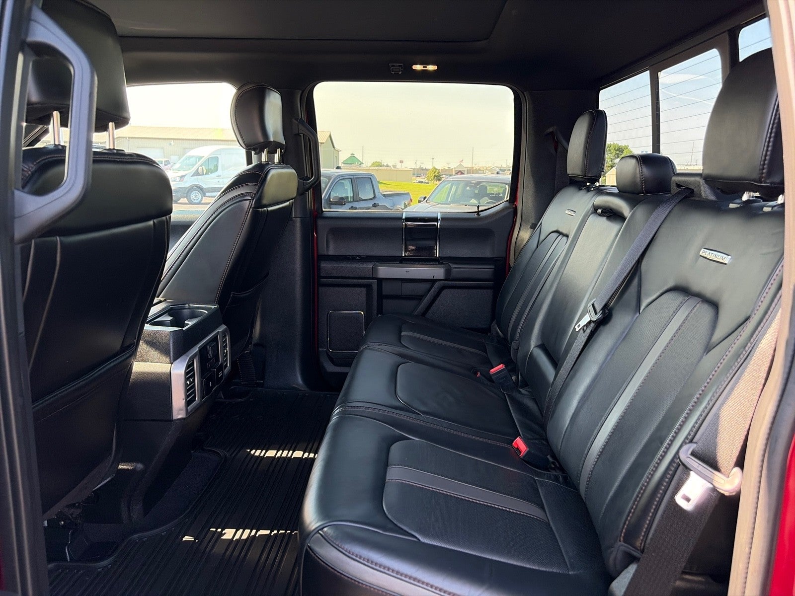 2021 Ford F-350 CREW CAB PLATINUM