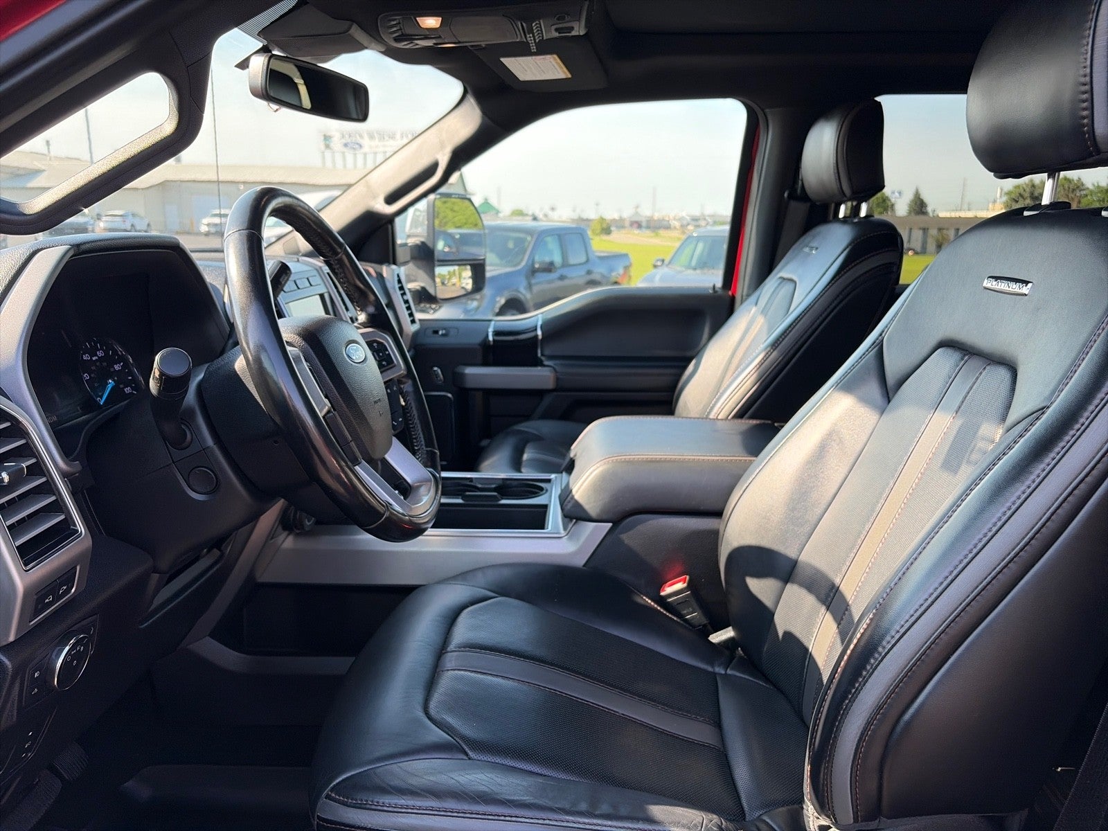 2021 Ford F-350 CREW CAB PLATINUM