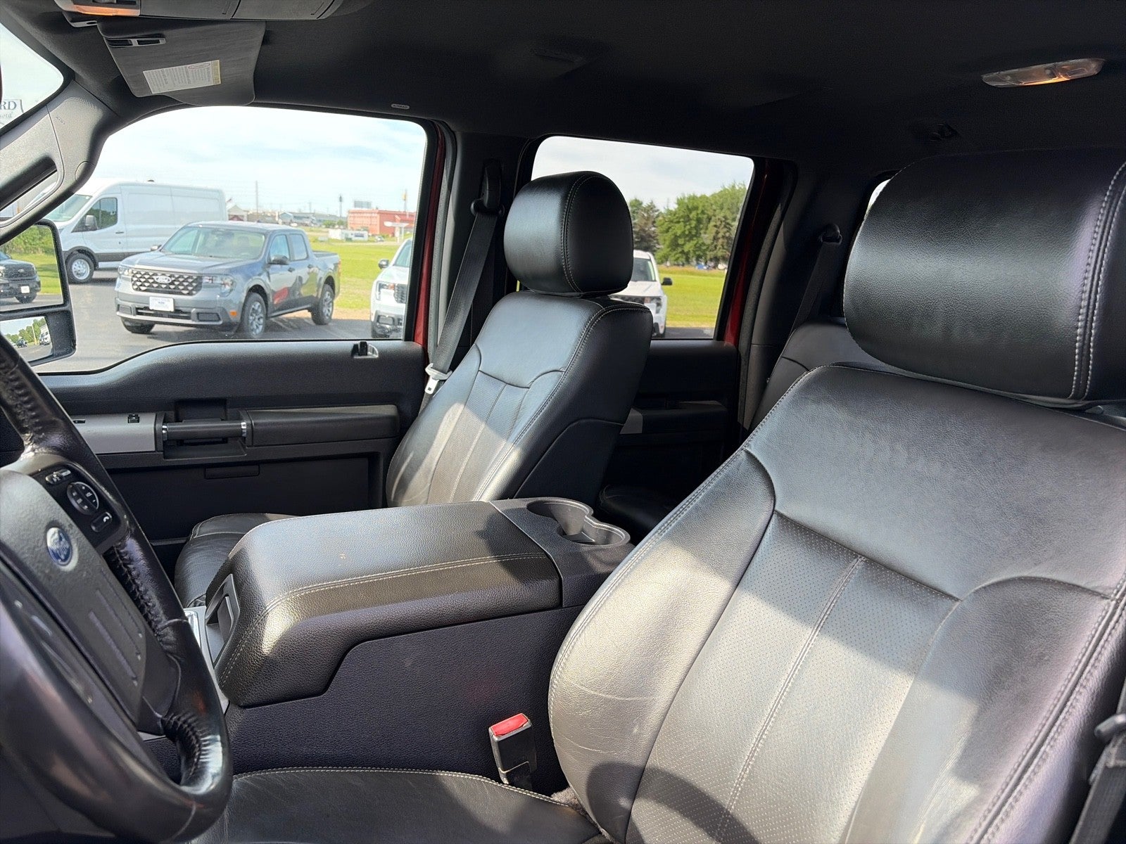 2015 Ford F-350 CREW CAB LARIAT 4X4