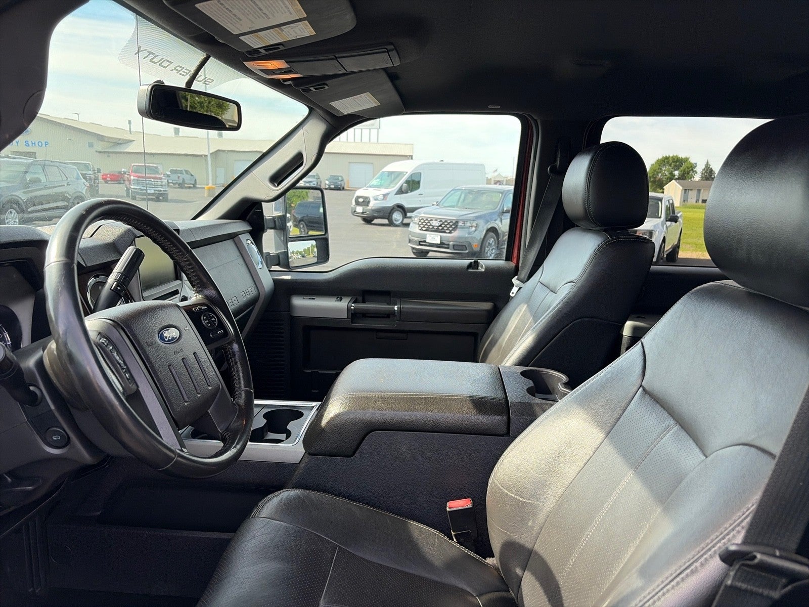 2015 Ford F-350 CREW CAB LARIAT 4X4