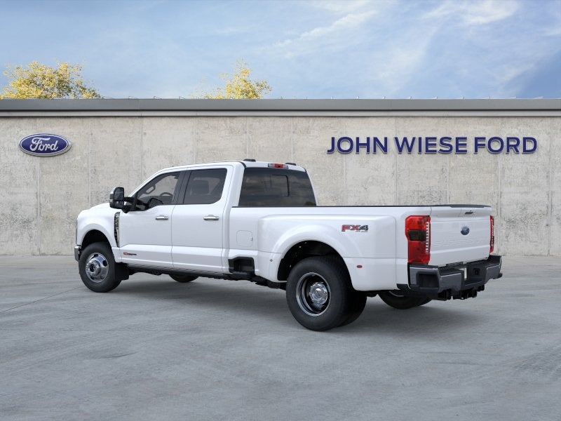 2026 Ford Super Duty F-350 DRW CREW CAB LARIAT DRW