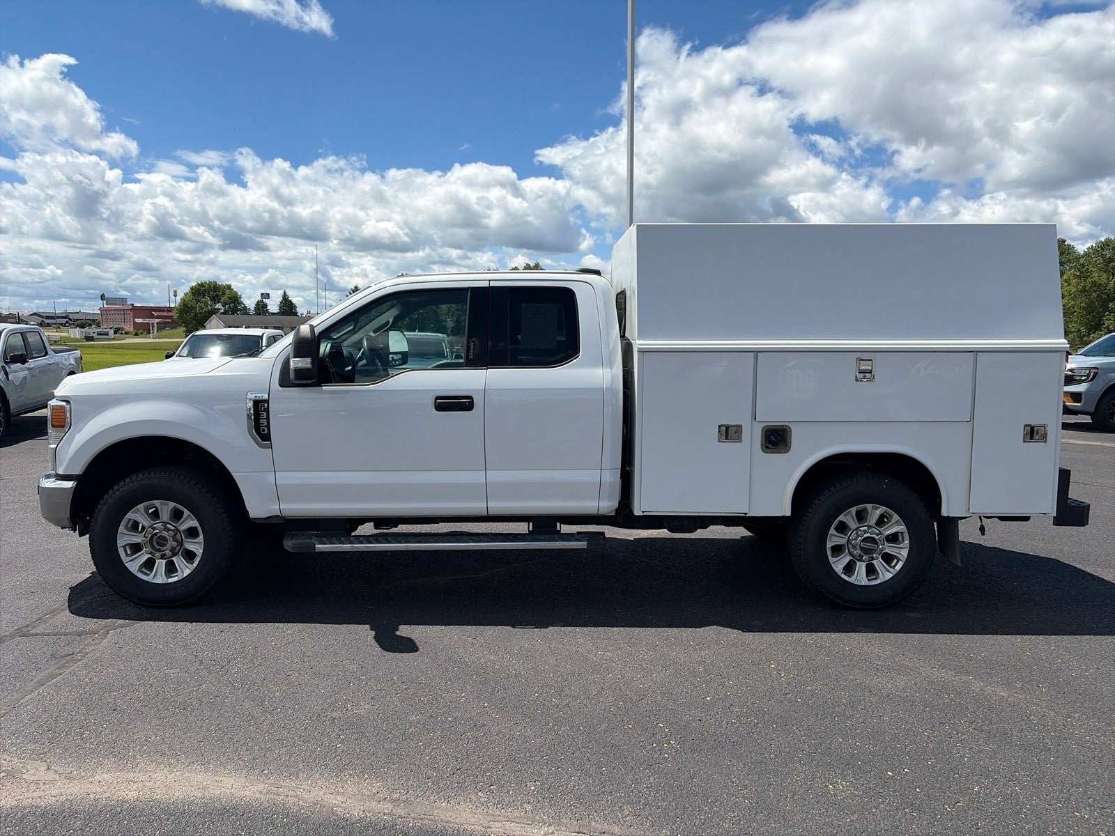 Used 2020 Ford F-350 Super Duty XLT with VIN 1FT8X3BN4LEE62125 for sale in Sauk Centre, Minnesota