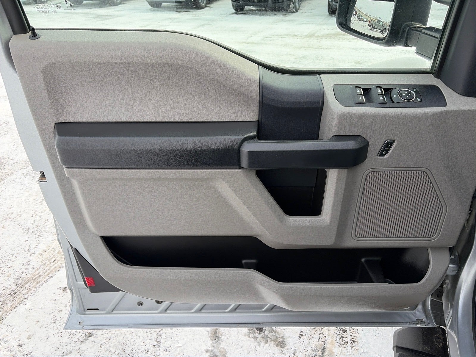 2022 Ford F-350 SUPERCAB XL 4X4