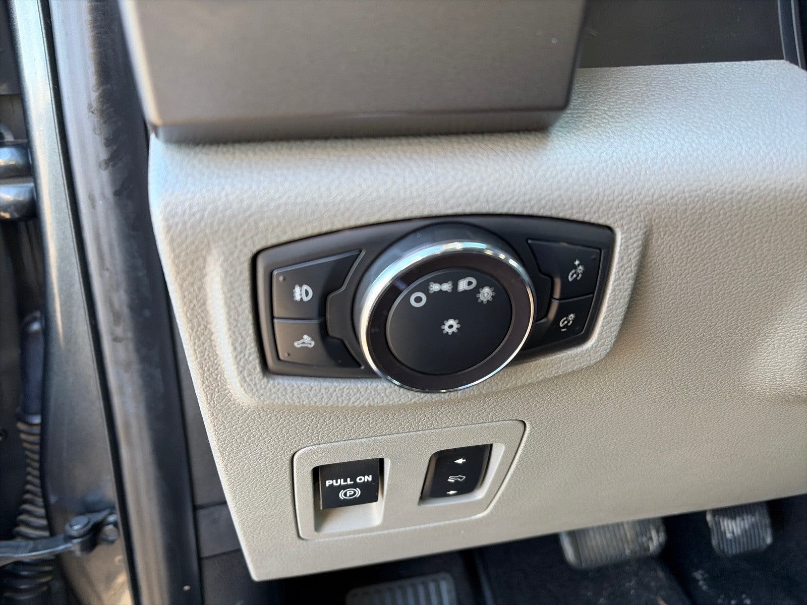 2019 Ford F-150 SUPERCREW XLT 4X4